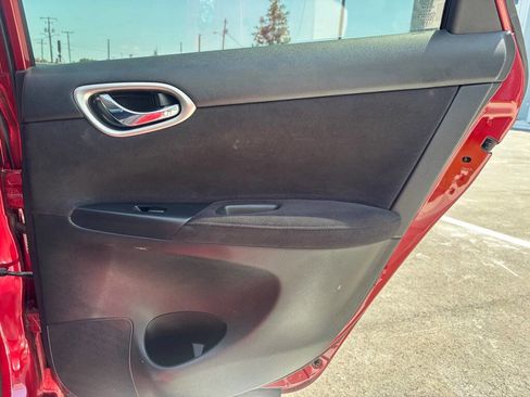 Used 2014 Nissan Sentra SR w/ SR Driver Package image 15