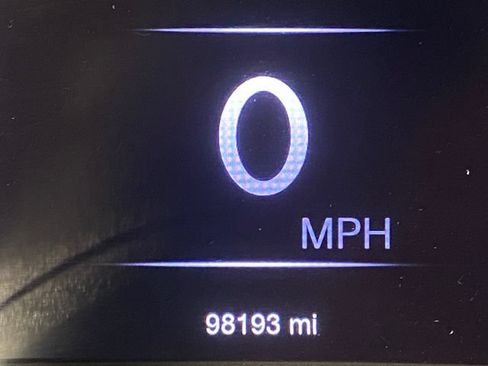 Used 2020 Jeep Grand Cherokee Altitude AWD/4WD image 18