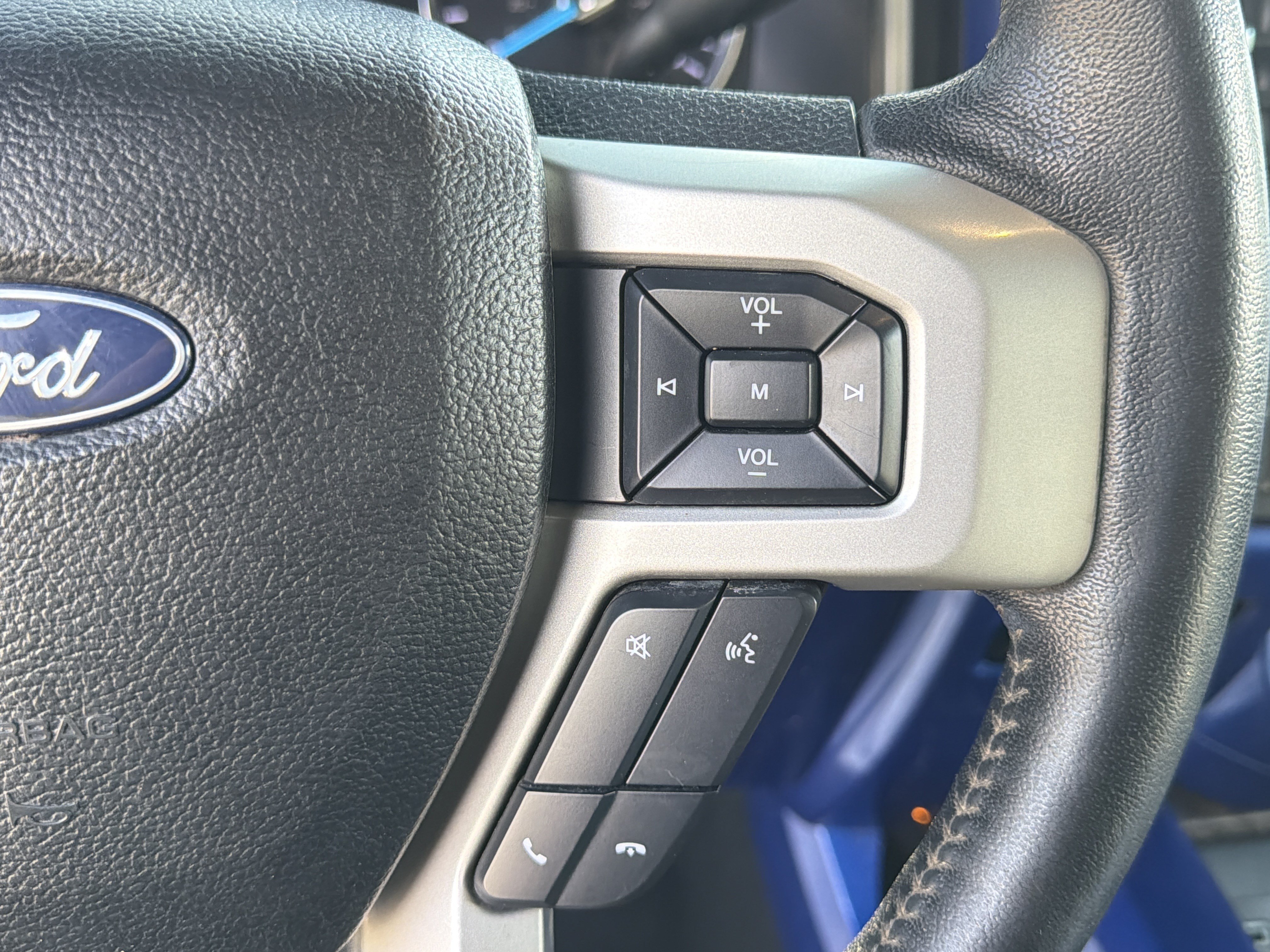 Used 2019 Ford F350 Lariat w/ Lariat Ultimate Package AWD/4WD image 31