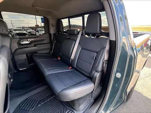 Used 2025 Chevrolet Silverado 1500 LT Trail Boss w/ Convenience Package II image 27