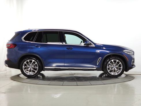 Used 2023 BMW X5 xDrive40i w/ Premium Package AWD/4WD image 11