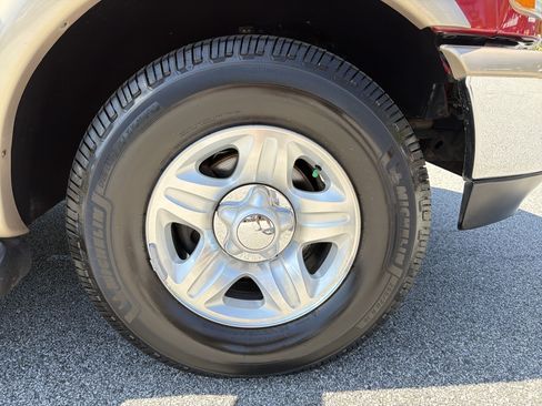Used 1998 Ford Expedition 2WD image 13