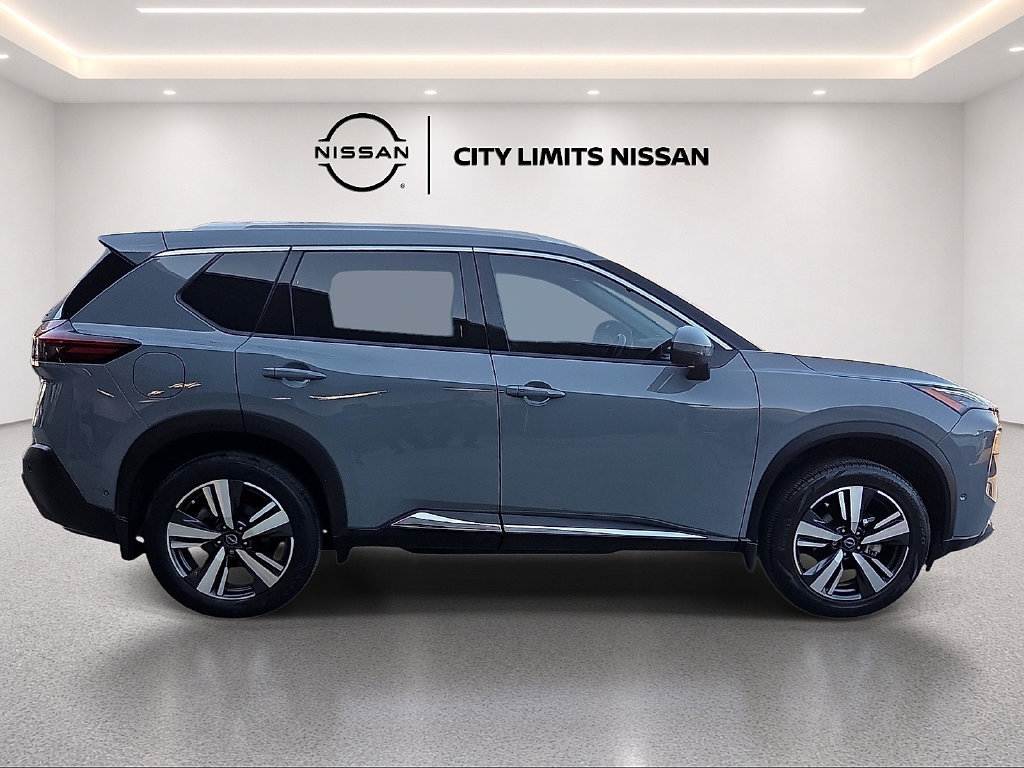 Used 2023 Nissan Rogue SL w/ SL Premium Package FWD image 6