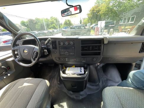 Used 2023 Chevrolet Express 3500 w/ Power Convenience Package RWD image 11