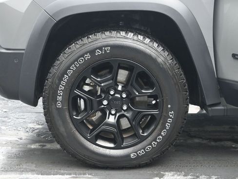 Used 2023 Jeep Cherokee Trailhawk w/ Trailer Tow Group image 35