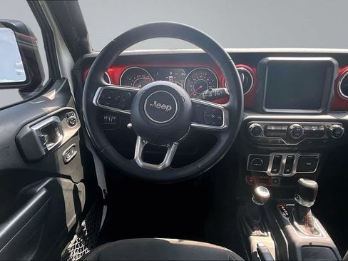 Used 2018 Jeep Wrangler Rubicon AWD/4WD image 5
