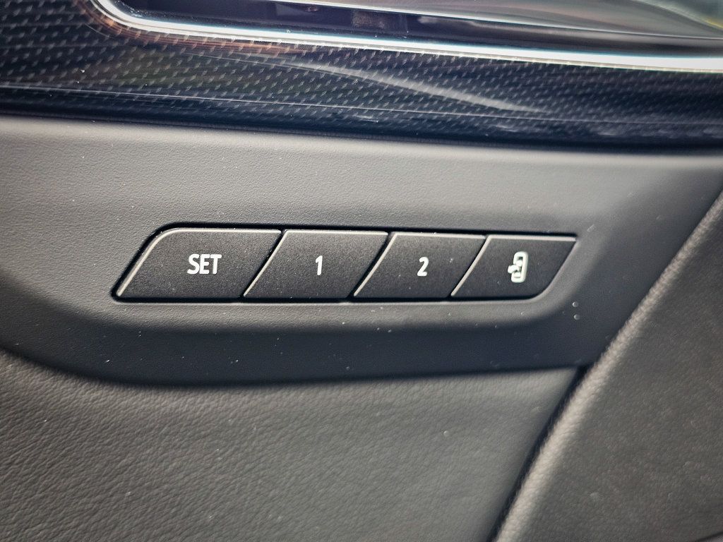 Used 2023 Buick Envision Essence w/ Sport Touring Package AWD/4WD image 11