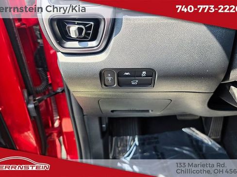 Used 2023 Kia Sorento EX AWD/4WD image 17