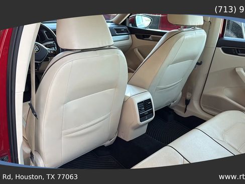Used 2016 Volkswagen Passat 1.8T SE image 25