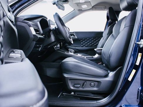 Used 2023 Mitsubishi Outlander SEL image 12