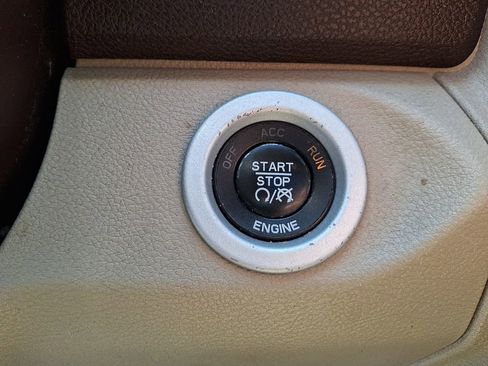 Used 2016 RAM 1500 Laramie w/ Convenience Group AWD/4WD image 27