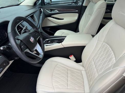 Used 2023 Buick Enclave Avenir w/ Avenir Technology Package FWD image 31