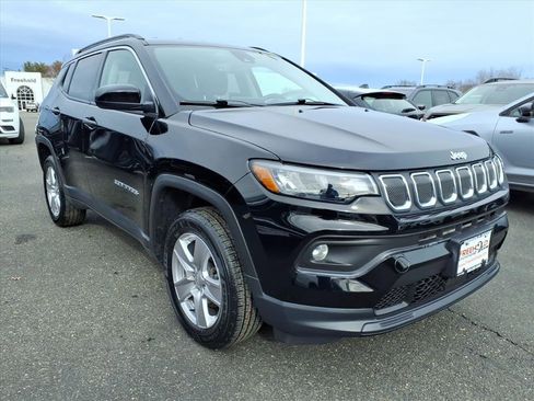 Used 2022 Jeep Compass Latitude w/ Convenience Group image 1