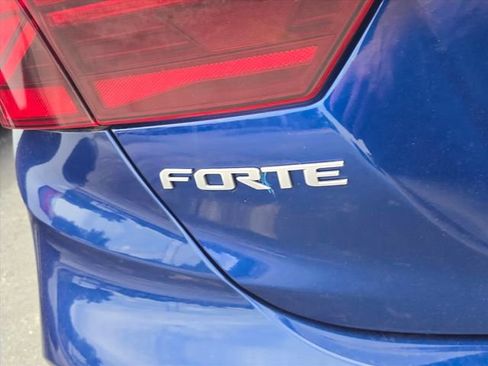 Used 2024 Kia Forte LXS w/ LXS Technology Package FWD image 23