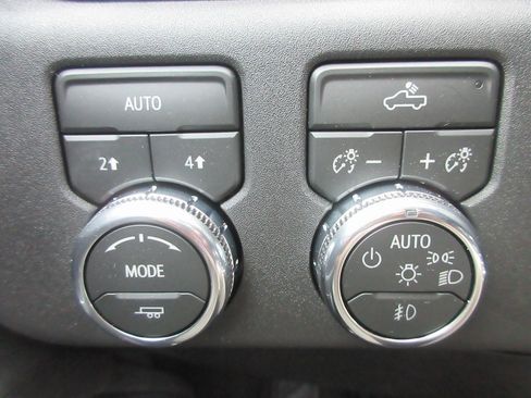 New 2026 GMC Sierra 1500 Elevation image 16