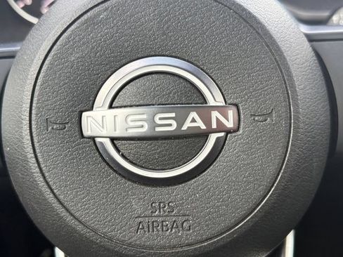 Used 2024 Nissan Rogue S AWD/4WD image 5