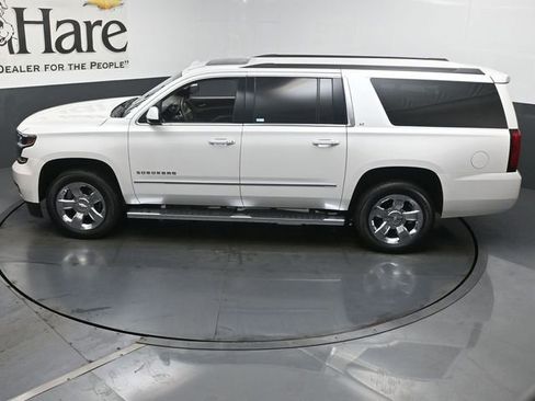 Used 2017 Chevrolet Suburban LT w/ LT Signature Package image 44