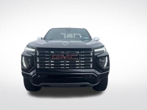 Used 2023 GMC Canyon Denali image 5