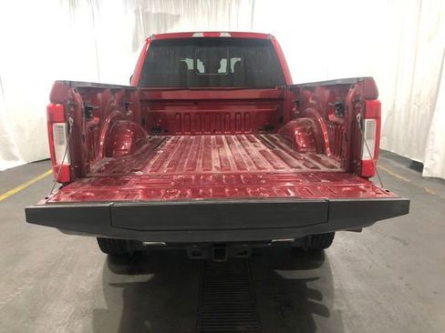 Used 2019 Ford F350 Lariat w/ Camper Package image 11