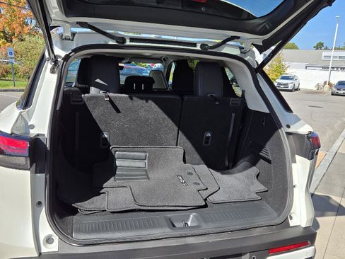 Certified 2025 INFINITI QX60 Luxe image 21