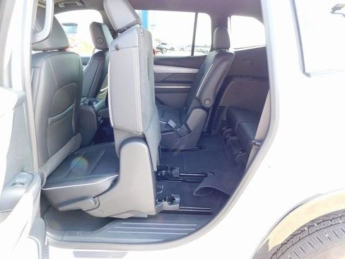 Used 2025 Buick Enclave Sport Touring image 33