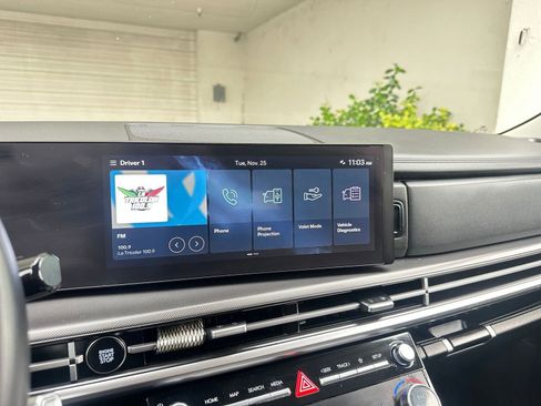 Used 2025 Hyundai Santa Fe SEL image 22