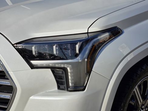 Used 2023 Toyota Sequoia Capstone image 5