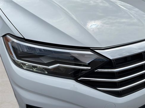 Used 2020 Volkswagen Jetta SE FWD image 27