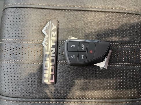 New 2026 Chevrolet Silverado 2500 High Country w/ High Country Premium Package image 23