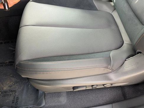 New 2025 Subaru Forester Touring image 4