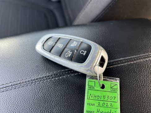 Used 2022 Hyundai Santa Cruz SEL image 33