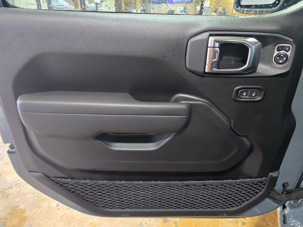 New 2026 Jeep Wrangler Sport AWD/4WD image 39