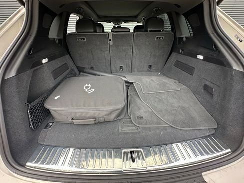 Certified 2025 Porsche Cayenne E-Hybrid AWD/4WD image 42