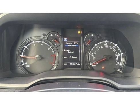Certified 2024 Toyota 4Runner SR5 AWD/4WD image 24