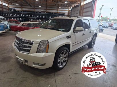 Used 2011 Cadillac Escalade ESV Platinum