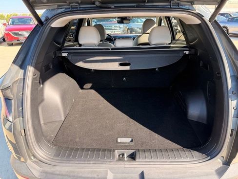 Used 2023 Hyundai Tucson Limited image 31