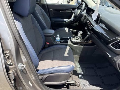 Used 2024 Kia Seltos S AWD/4WD image 9