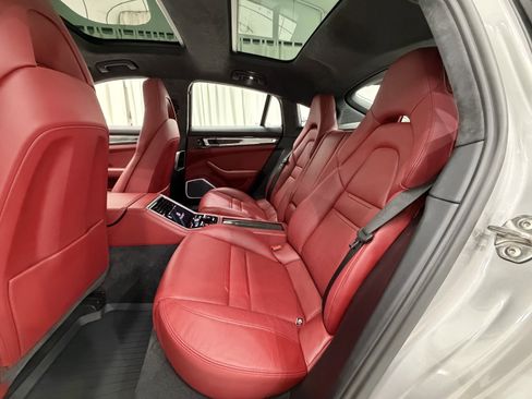 Used 2019 Porsche Panamera Turbo S image 20
