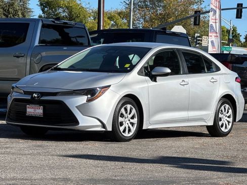 Certified 2025 Toyota Corolla LE FWD image 7