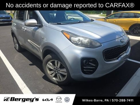 Used 2018 Kia Sportage LX AWD/4WD image 2