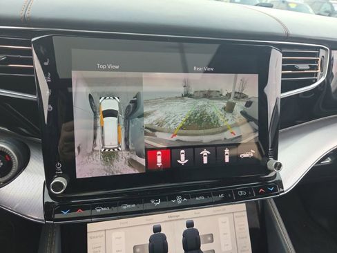 Used 2022 Jeep Grand Wagoneer Series III w/ Rear Seat Video Group 1 image 58