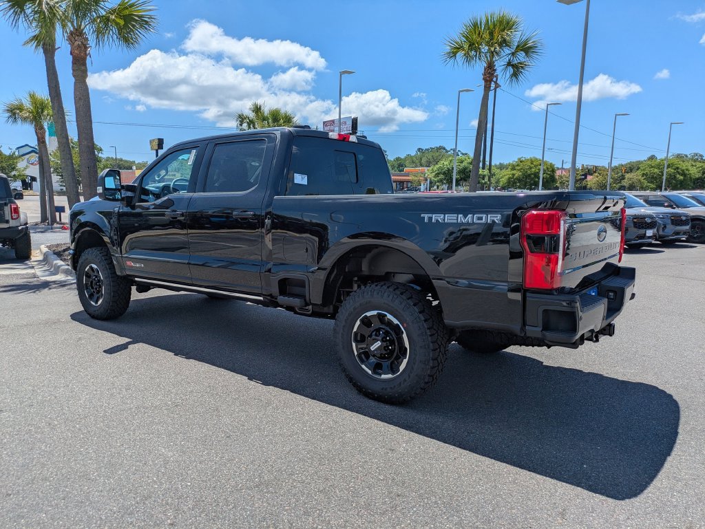 New 2026 Ford F350 Lariat w/ Tremor Off-Road Package AWD/4WD image 6