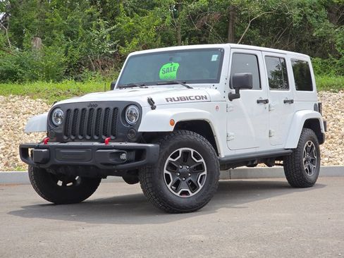 Used 2016 Jeep Wrangler Unlimited Rubicon AWD/4WD image 2