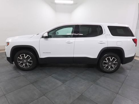 Used 2023 GMC Acadia SLE AWD/4WD image 2