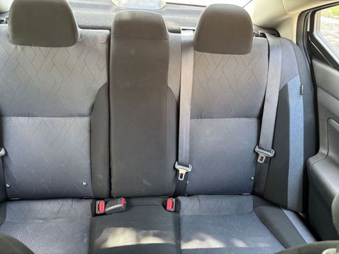 Used 2025 Nissan Versa SV FWD image 33