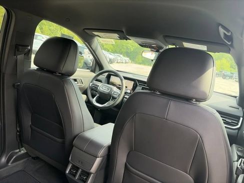 New 2027 GMC Terrain Elevation w/ Elevation Premium Package AWD/4WD image 33