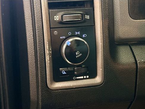 Used 2019 RAM 1500 Express w/ Express Value Package image 11