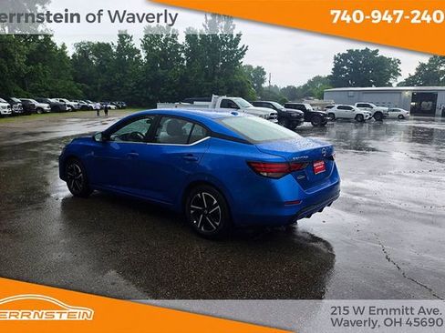 Used 2025 Nissan Sentra SV FWD image 5