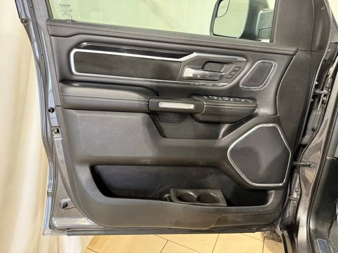 Used 2019 RAM 1500 Laramie image 13