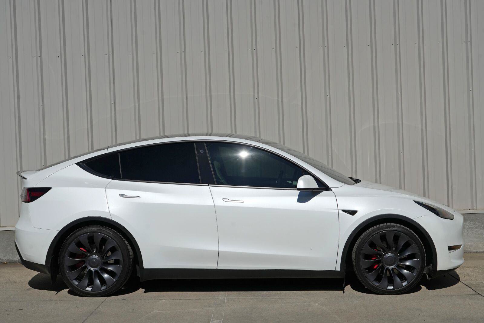 Used 2023 Tesla Model Y Performance AWD/4WD image 53